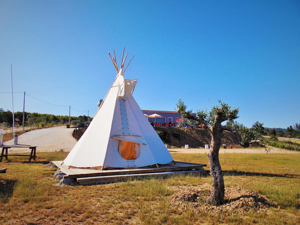 Monte Do Azibo Glamping Hotel Podence Room photo